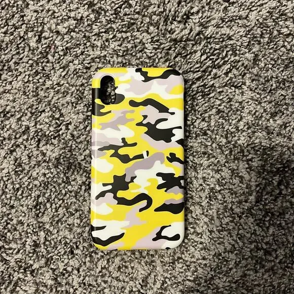 Velvet Caviar iPhone XR Yellow Camo Matte Case - Picture 2 of 3